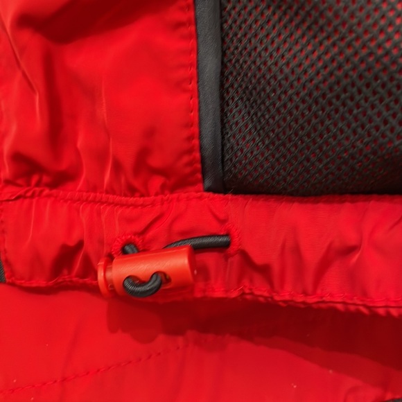 Tommy Hilfiger Woman’s Windbreaker with Hood Red Full Zipper Pockets Lightweight - Picture 13 of 16